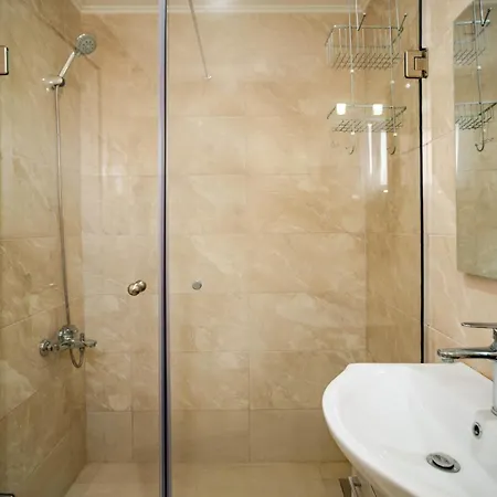 Angelina * 莱夫基米